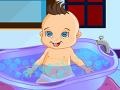 খেলা Cute Baby Bathing
