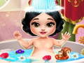 খেলা Snow White Baby Bath