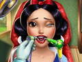 খেলা Snow White Real Dentist